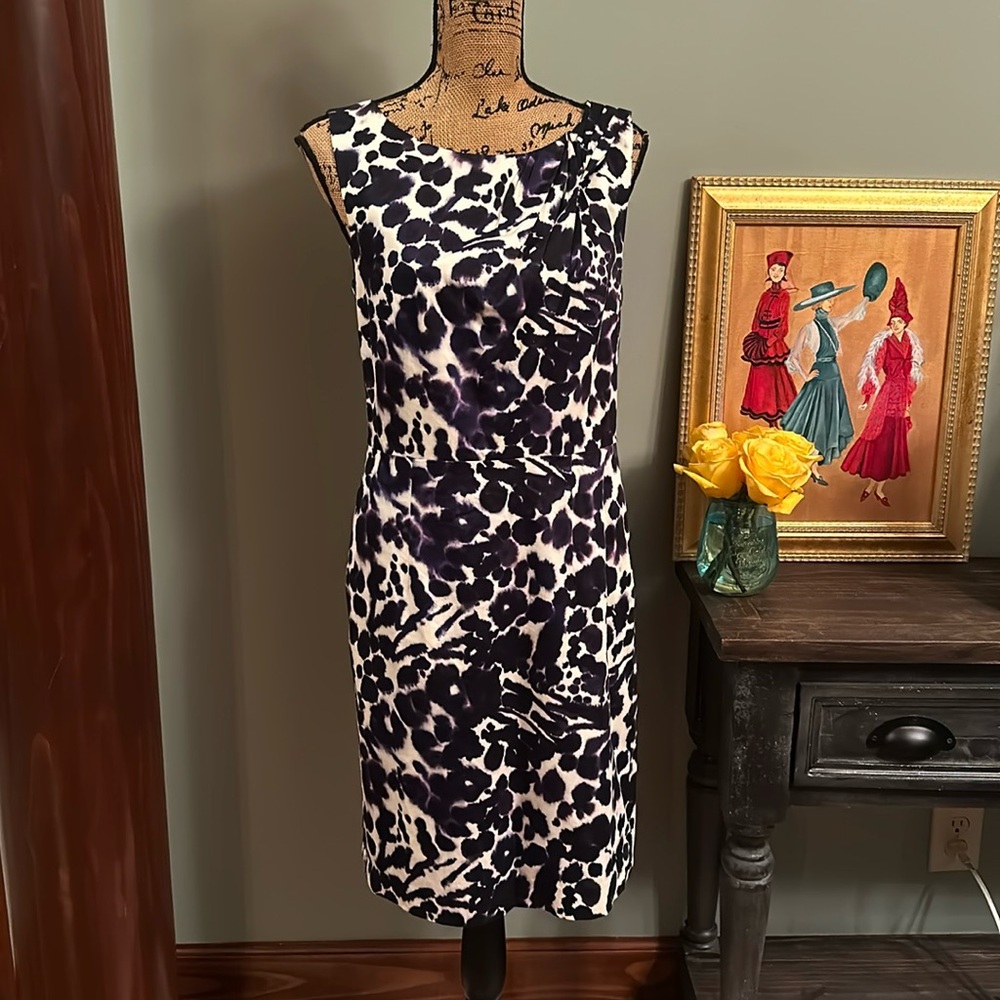 Ann Taylor dress size 8.